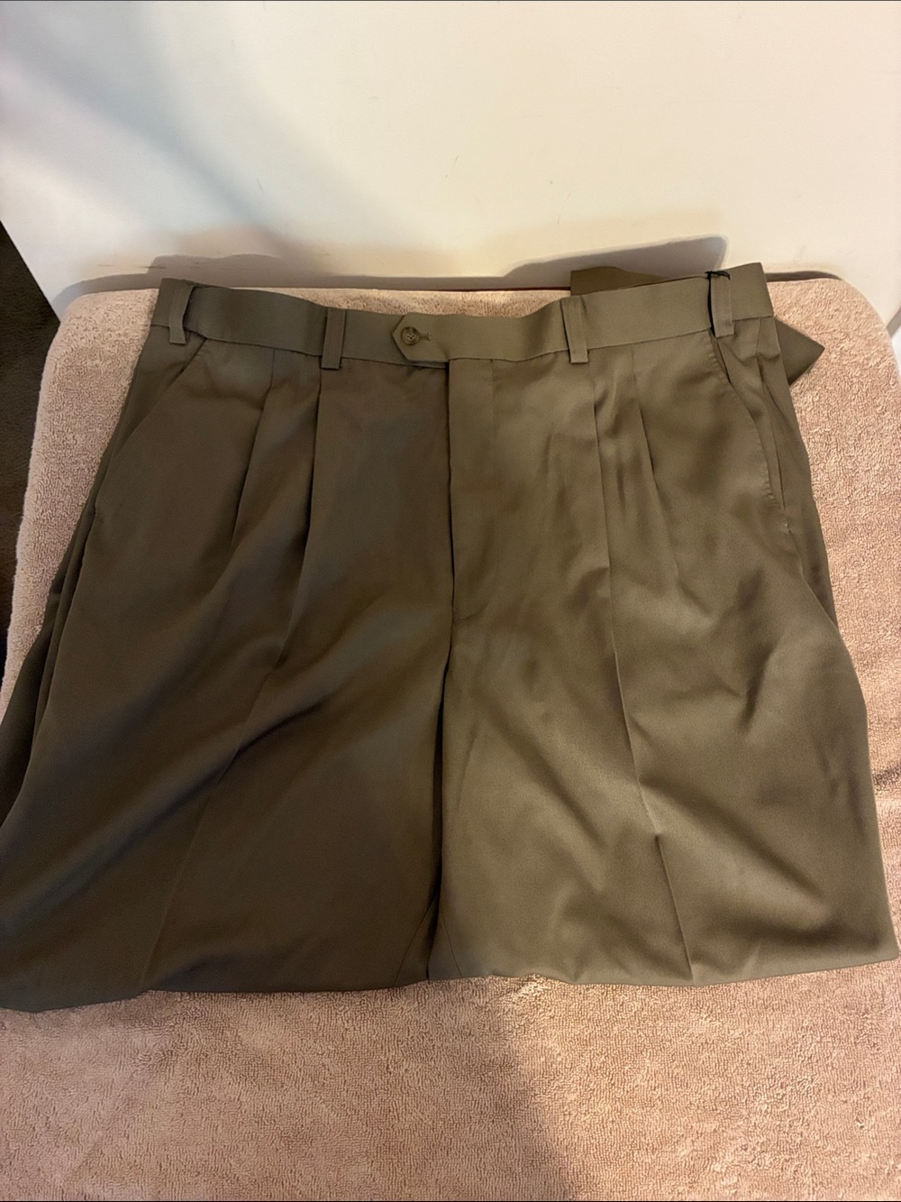 Natural Exchange Executive 44W x 34L Men’s Olive‎ Dress Pants - Classic Tailored - Picture 4 of 7
